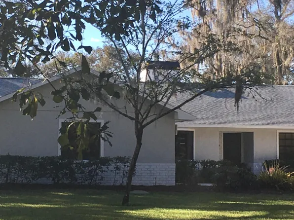 1407 Memory Ln, Lutz, FL 33549