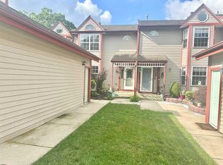 614 Lakefront Cir, Absecon, NJ 08205