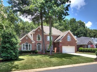 10134 Victoria Mill Ct, Charlotte, NC 28277