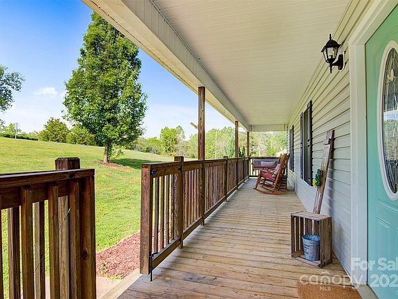 5th image of 1201 Brown Dr