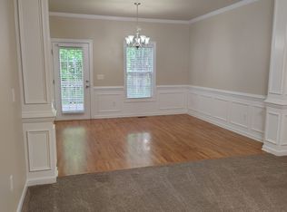 1212 James St, Apex, NC 27502