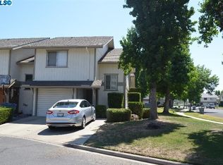 1934 E Laura Ave, Visalia, CA 93292