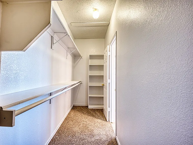 1532 Tanglewood Dr — Photo 48