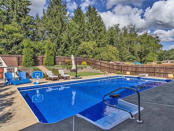 5th image of 2412 Brownfield Dr