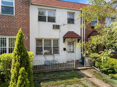 15062 Booth Memorial Avenue, Flushing, NY, 11355