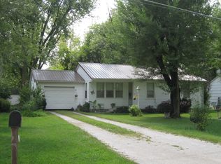 604 E Carman Rd, El Dorado Springs, MO 64744
