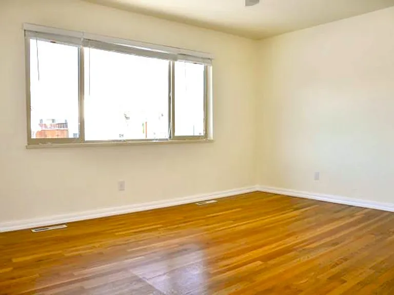 4295 Eaton Ct — Photo 9