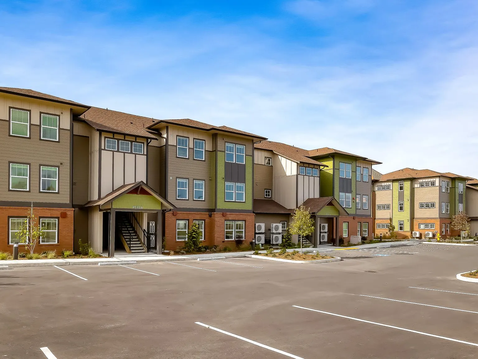 Ward Lake Apartments — Photo 4