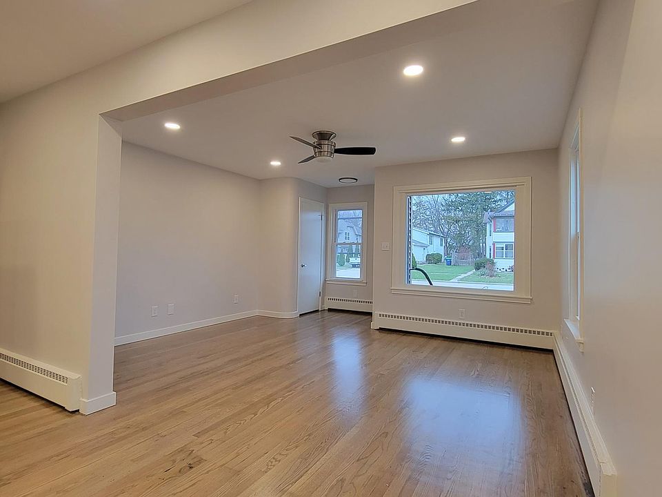 1st image of 319 N 5th St #1