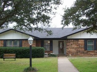 7 Redbud Dr, Mineral Wells, TX 76067