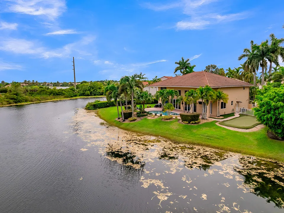 1333 SW 175th Way