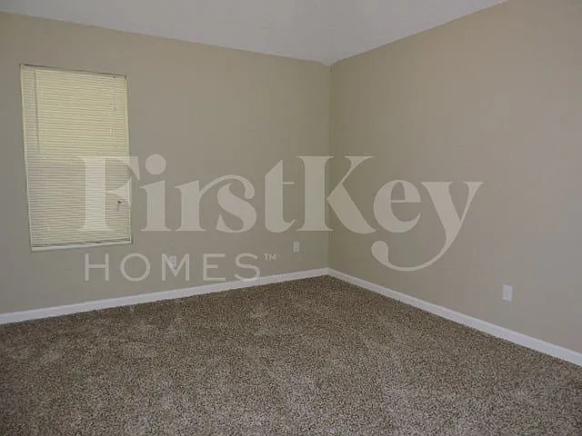 2631 Parkview Dr — Photo 11