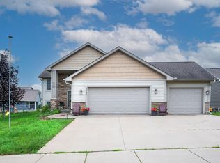 2802 Meadows Dr, River Falls, WI 54022