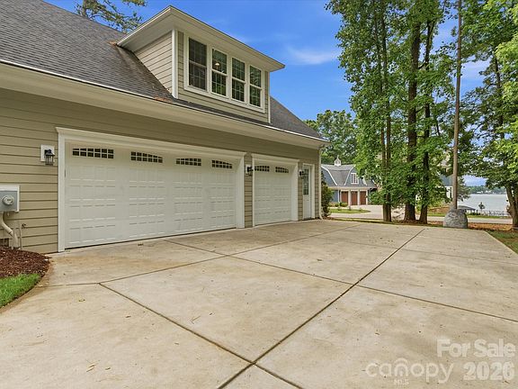 4th image of 505 Stonemarker Rd