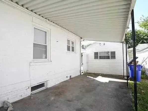 1123 S 21st St, Decatur, IL 62521