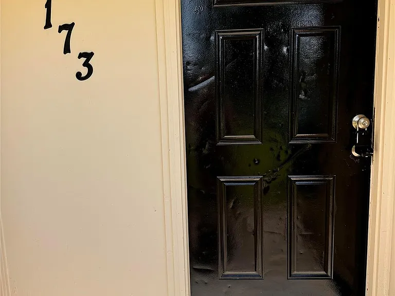 173 Briggs St — Photo 2