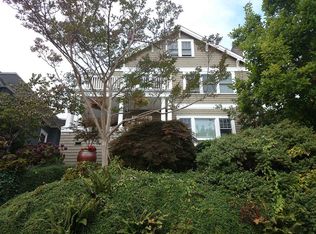 2527 34th Ave S, Seattle, WA 98144