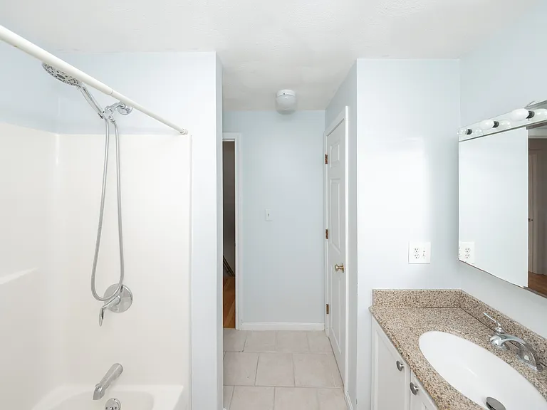 42 Wildcrest Ave — Photo 28