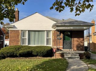 21961 Ridgedale Ave, Oak Park, MI 48237