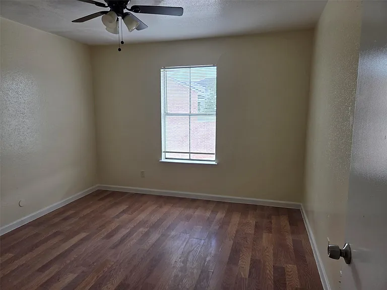 11545 S Kirkwood Rd — Photo 6