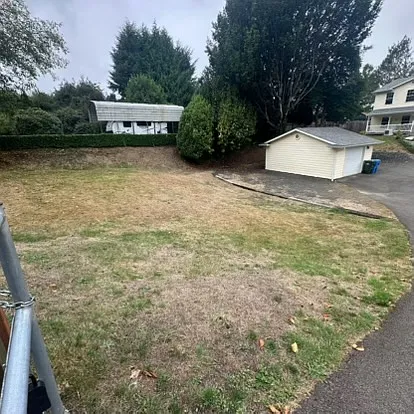 2457 Bowman Rd — Photo 3