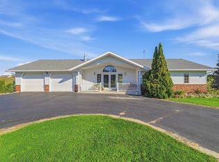 W2938 Garton Rd, Sheboygan Falls, WI 53085