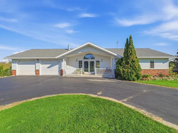 W2938 Garton ROAD, Sheboygan Falls, WI 53085