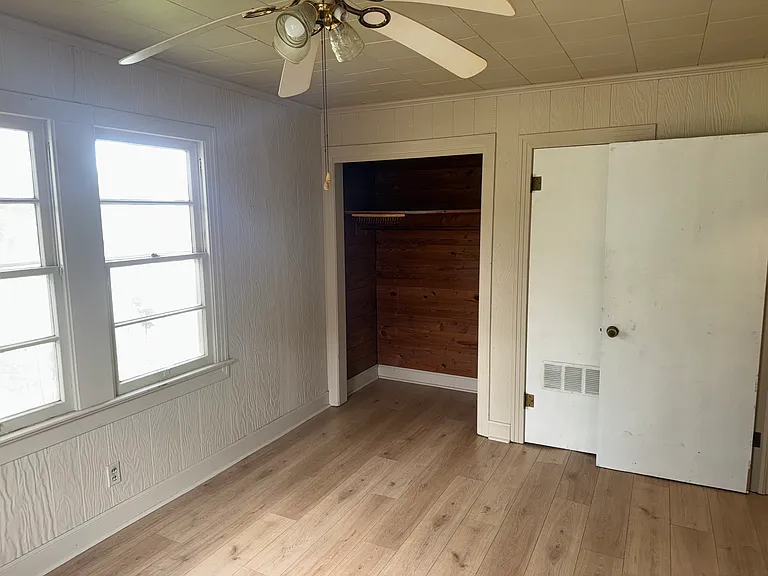 612 Arthur St — Photo 12
