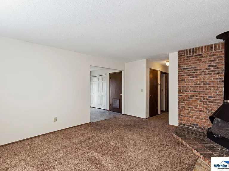 1713 N Arkansas Ave — Photo 2