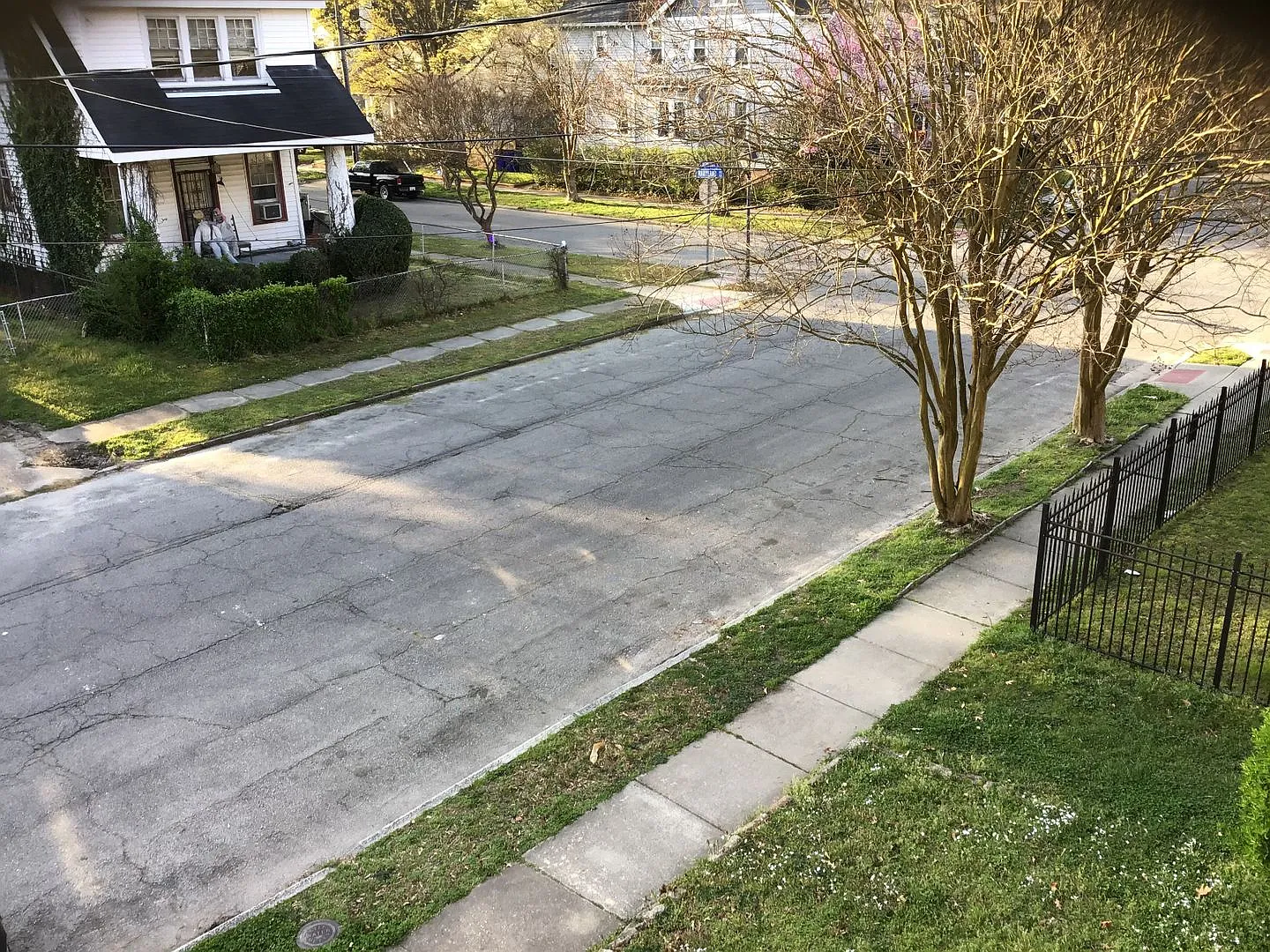 4305 Newport Avenue — Photo 3