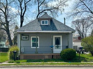 1330 Water St, Port Huron, MI