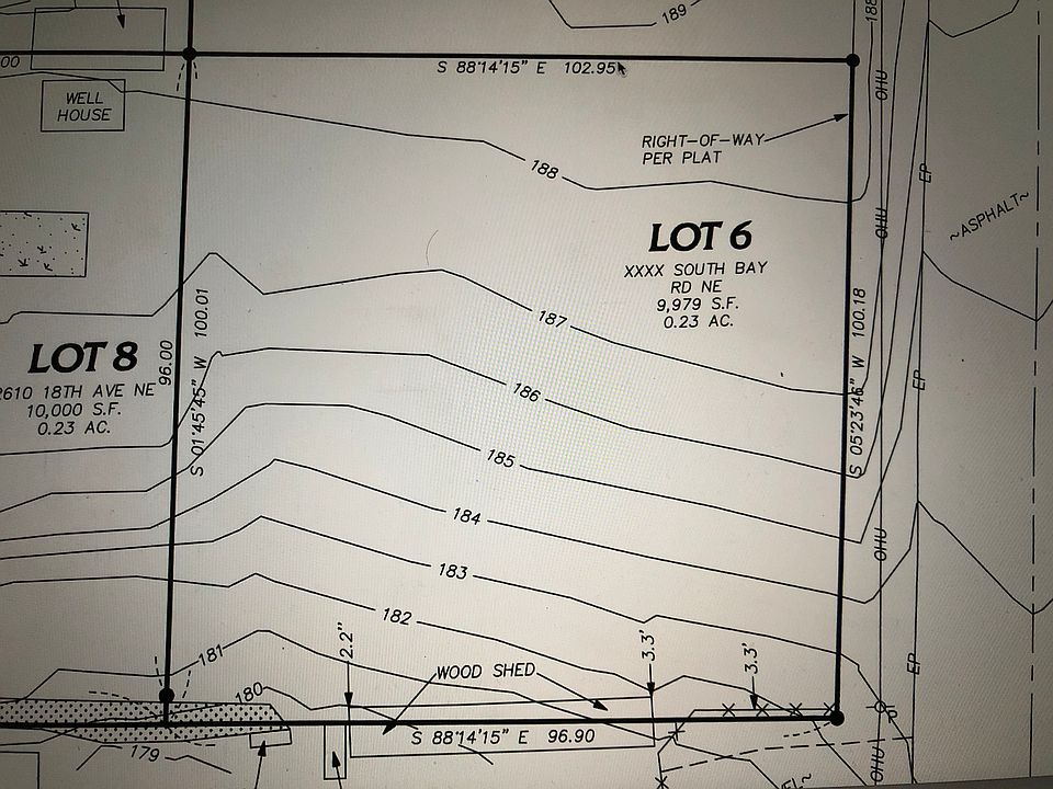 2nd image of 1733 S Bay Rd NE