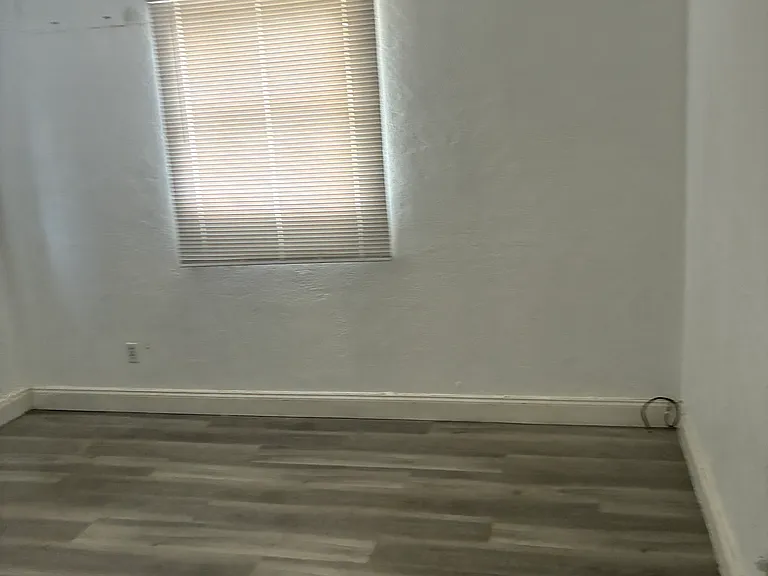 834 School St #2 — Photo 9