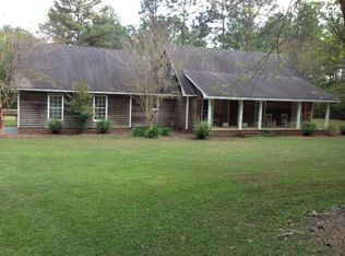 220 Suwanee Rd, Moultrie, GA 31788