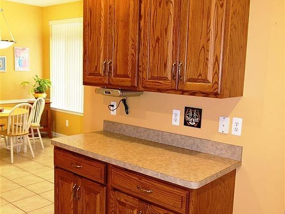 4th image of 17466 Duval Ct