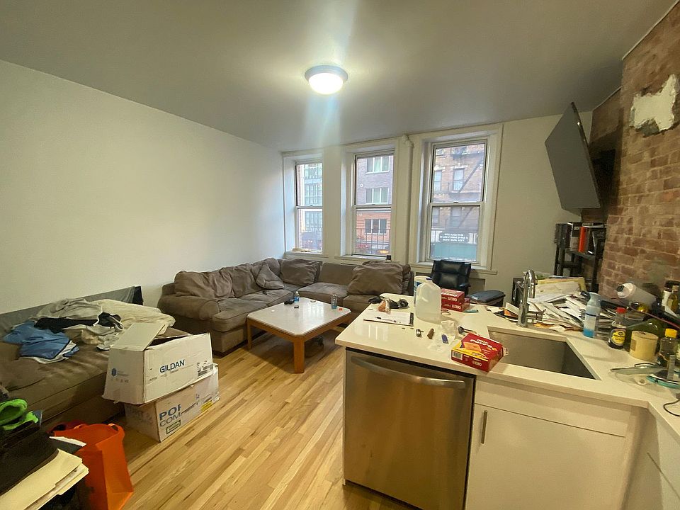 1st image of 171 Mott St #6