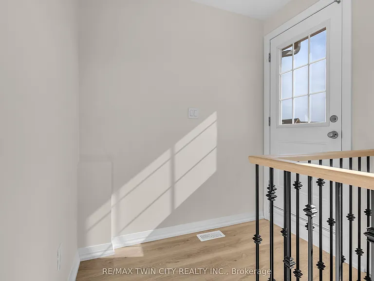 677 Park Rd N #17 — Photo 41