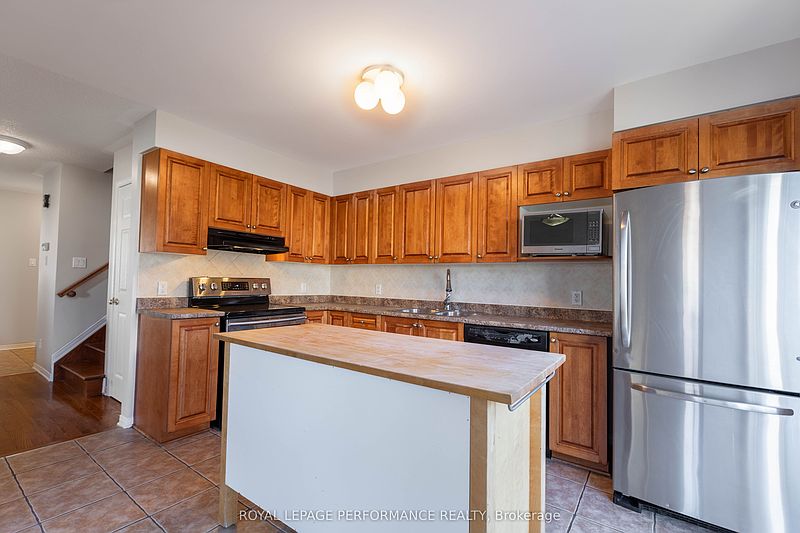 Ottawa House for rent - 3 Bedrooms — photo 8