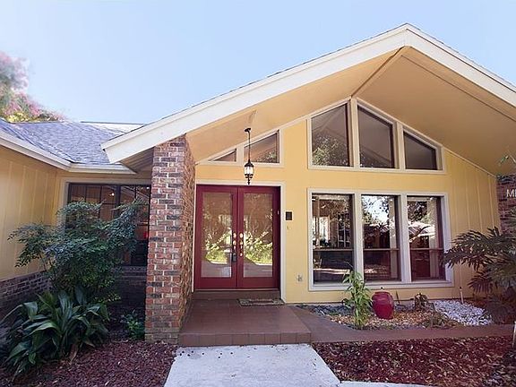3rd image of 8444 French Oak Dr