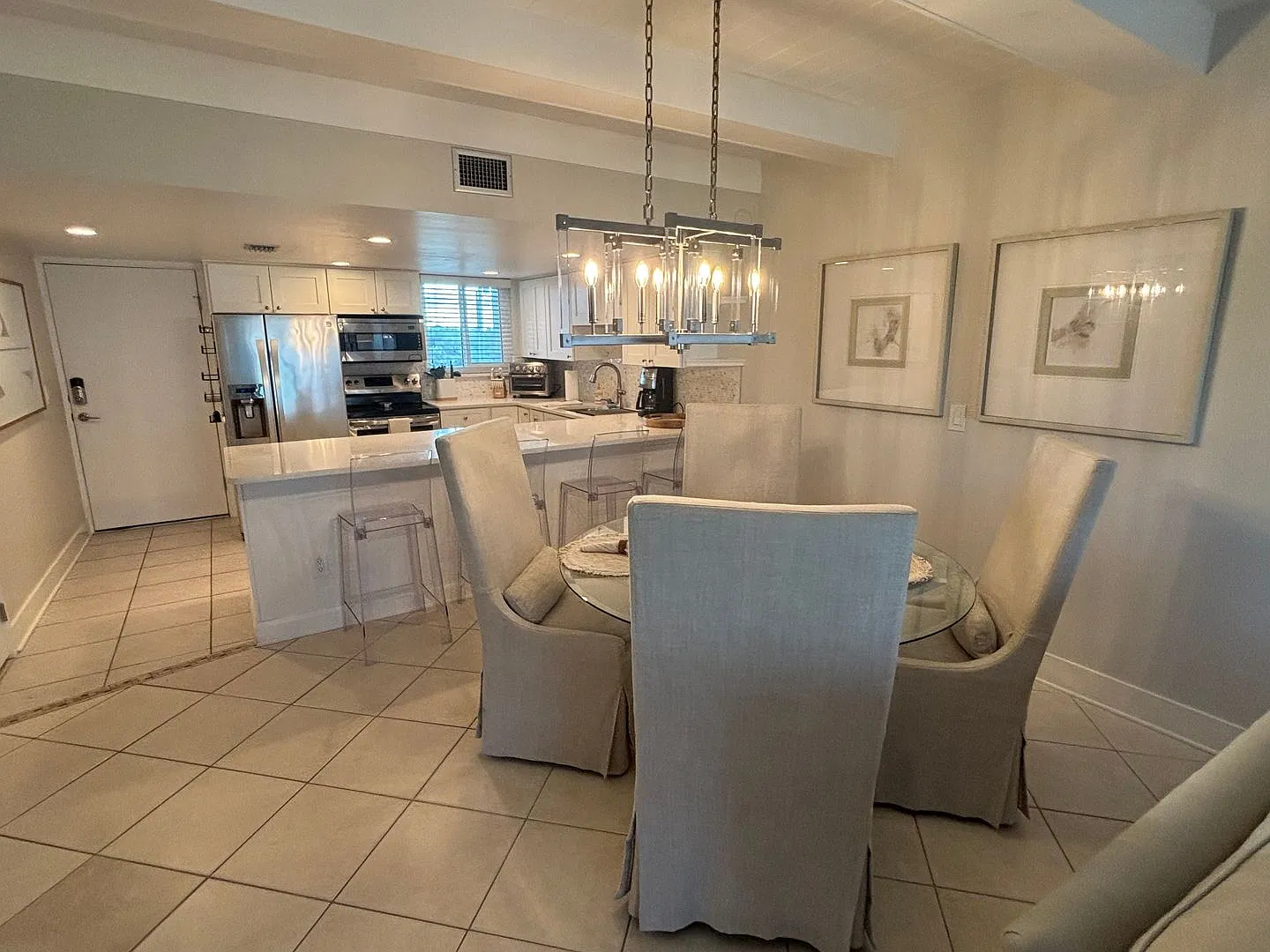 2 Bedroom/ 2 bath Ground Floor Condo with Direct Beach Access — Photo 4