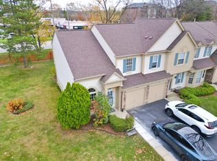 1509 Crab Tree Dr, Westmont, IL 60559