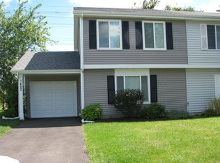 1450 Andover Dr, Aurora, IL 60504