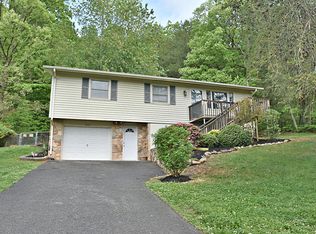 6861 Langston Dr, Knoxville, TN 37918