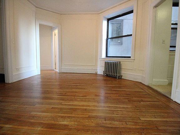 5th image of 124 W 72nd St #10CC