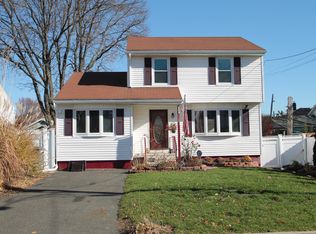 118 Infield St, Bridgeport, CT 06606