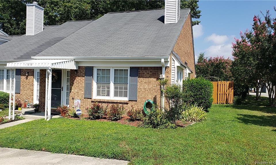1st image of 100 Farmstead Pl #100