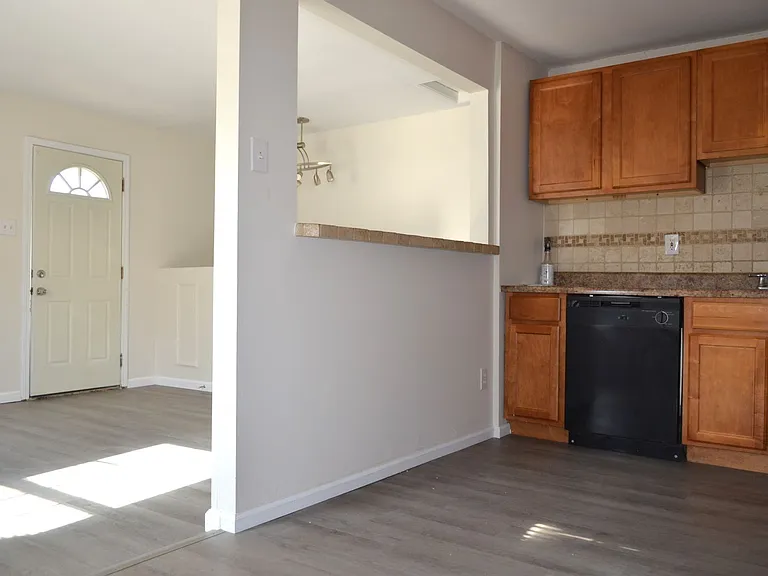 3512 Saint Joachim Ln — Photo 5