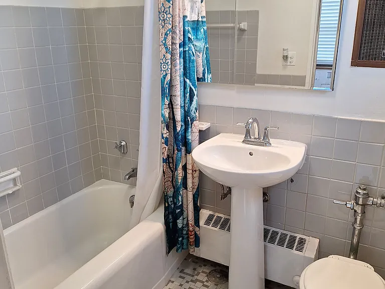 4200 N Marine Dr #901 — Photo 22