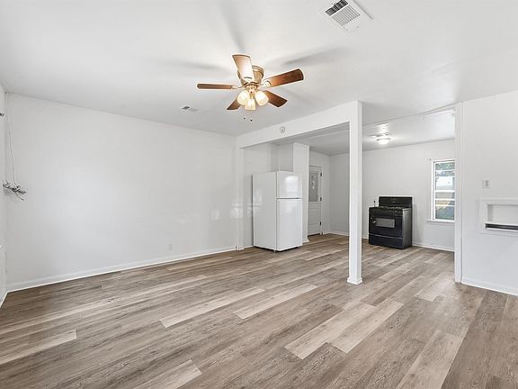 5th image of 3711 Cosby St