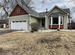 9500 James Ave N, Brooklyn Park, MN 55444
